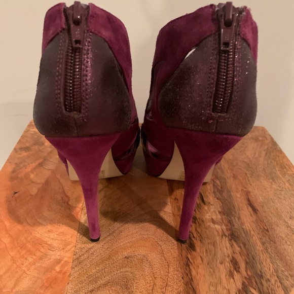 Truth or Dare by Madonna, maroon sexy platforms - Picture 3 of 4